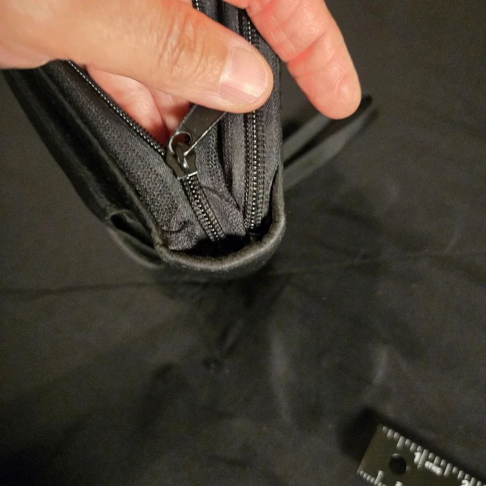 Black‎ Small Zippered 6 Ring-Bound Planner Wristlet Faux Leather Phone Pocket